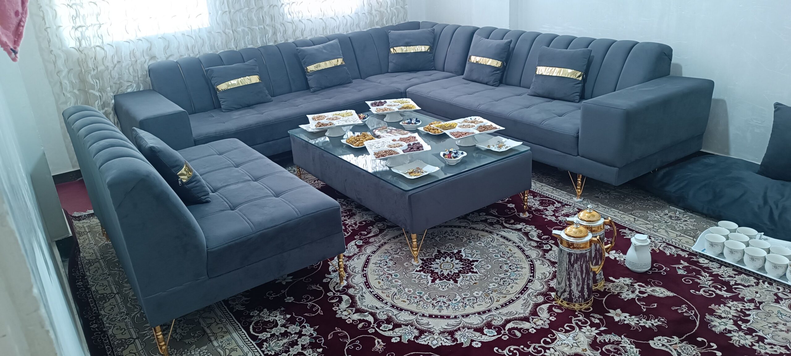 یک ست مبل ال عربی