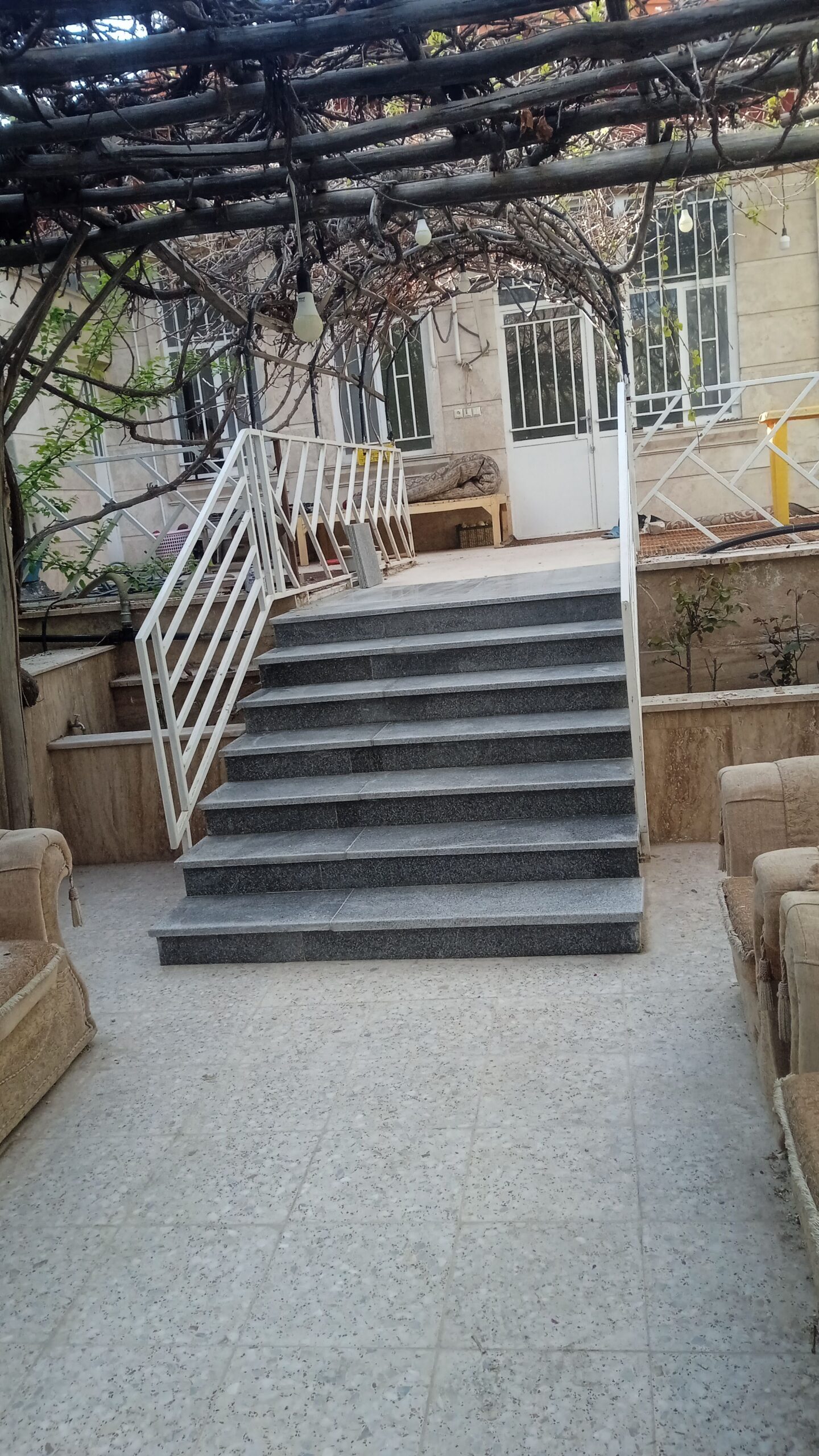 خدمات کاشی کاری سنگ کاری نمای ساختمان و موزاییک کا