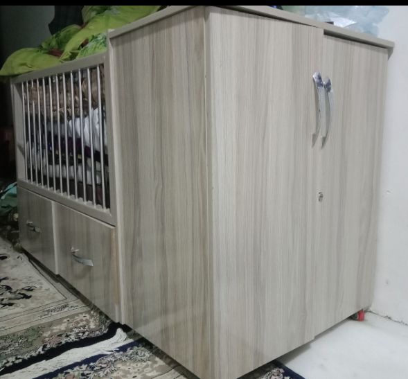 تخت خواب نوزاد