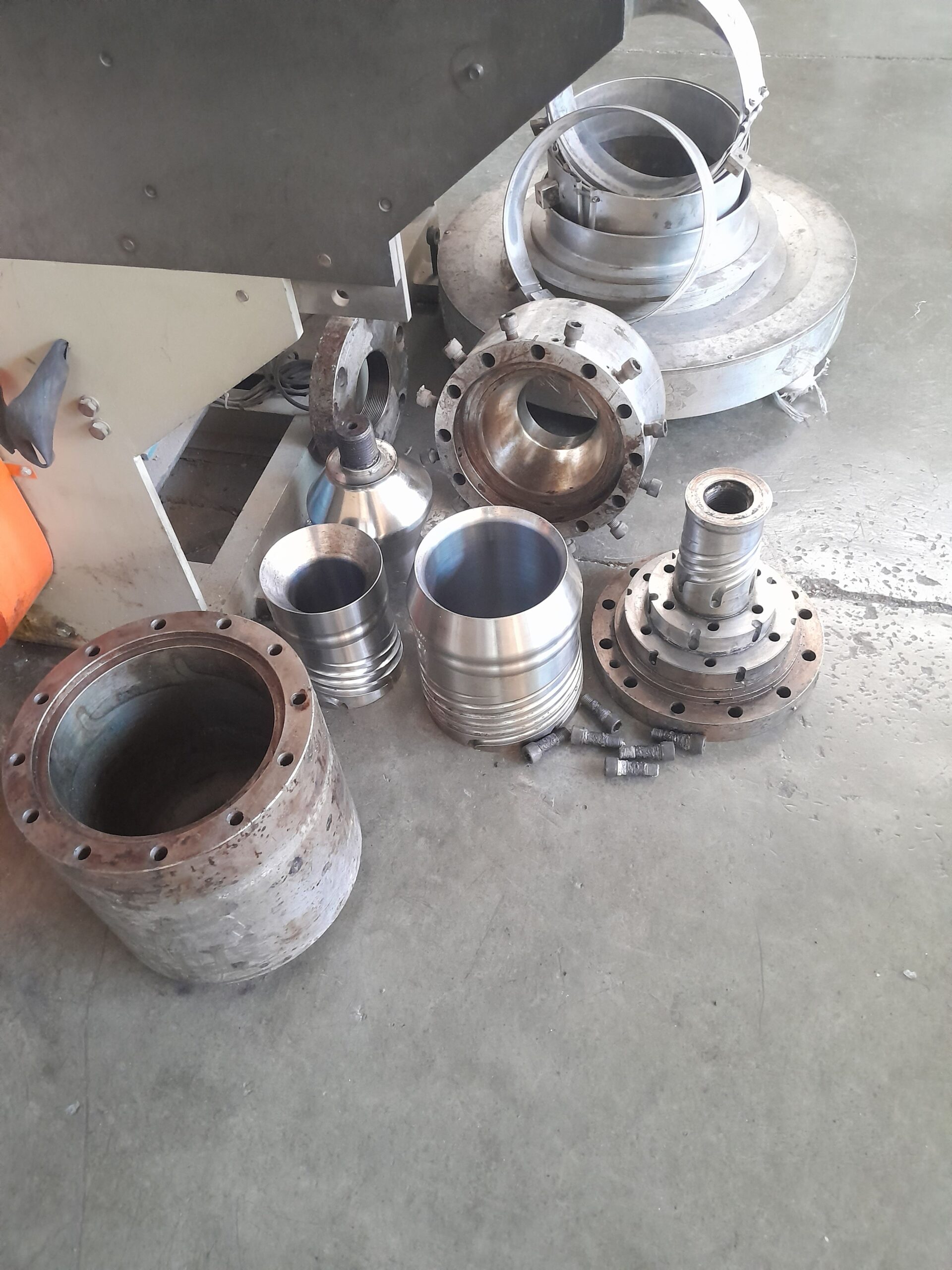 برق کار ، انجینری سروی سرک