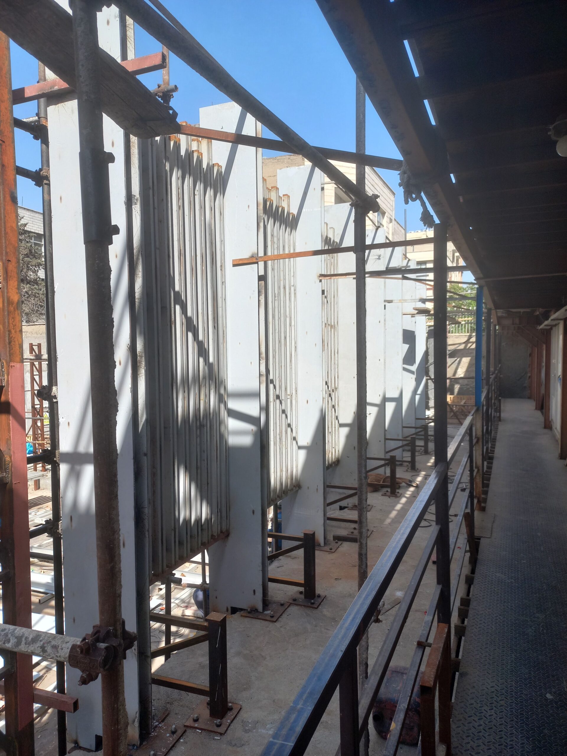 هر نو فلسکاری اجرا میشود