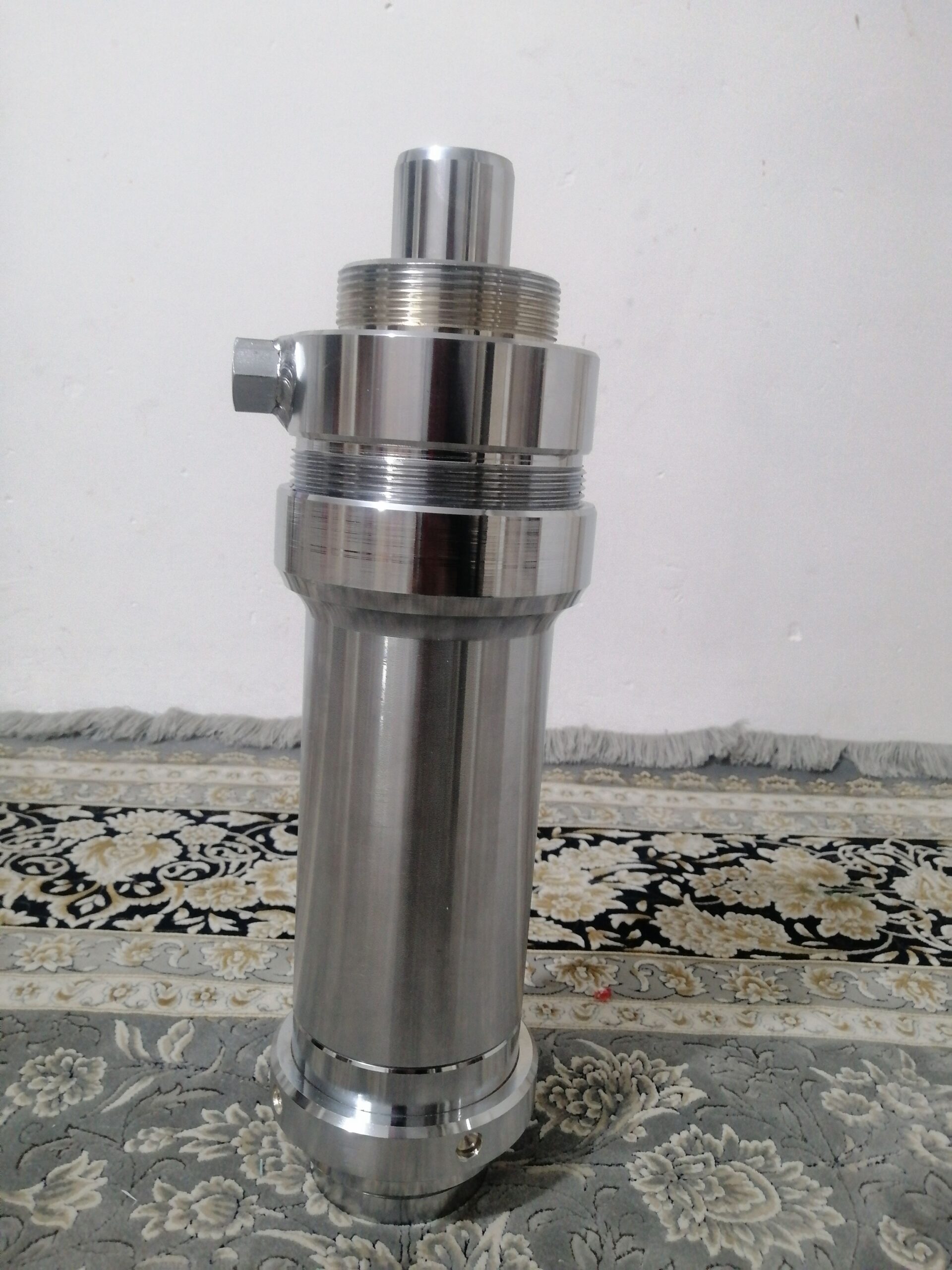 سازنده انواع قطعات صنعتی