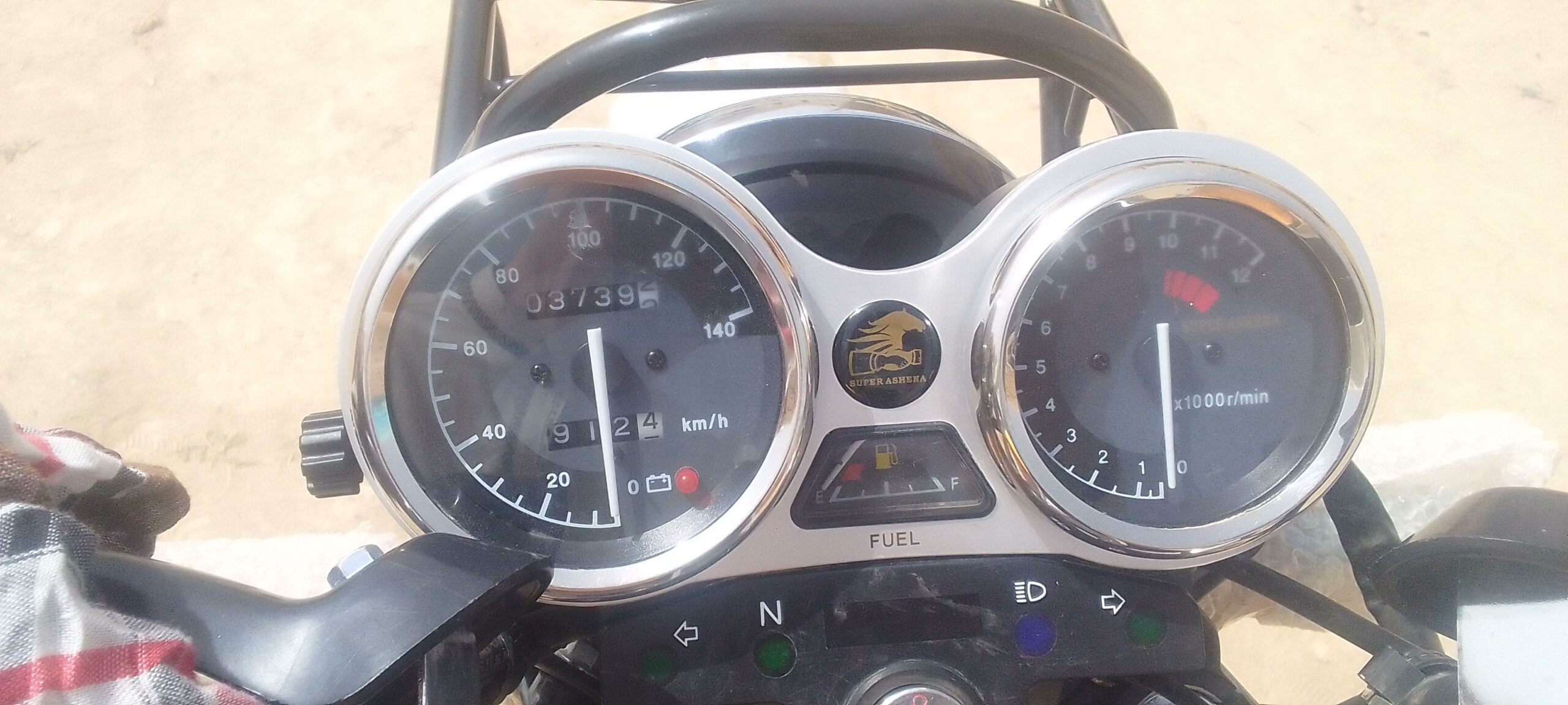 موتر سیکلت سوپر آشنا اصلی