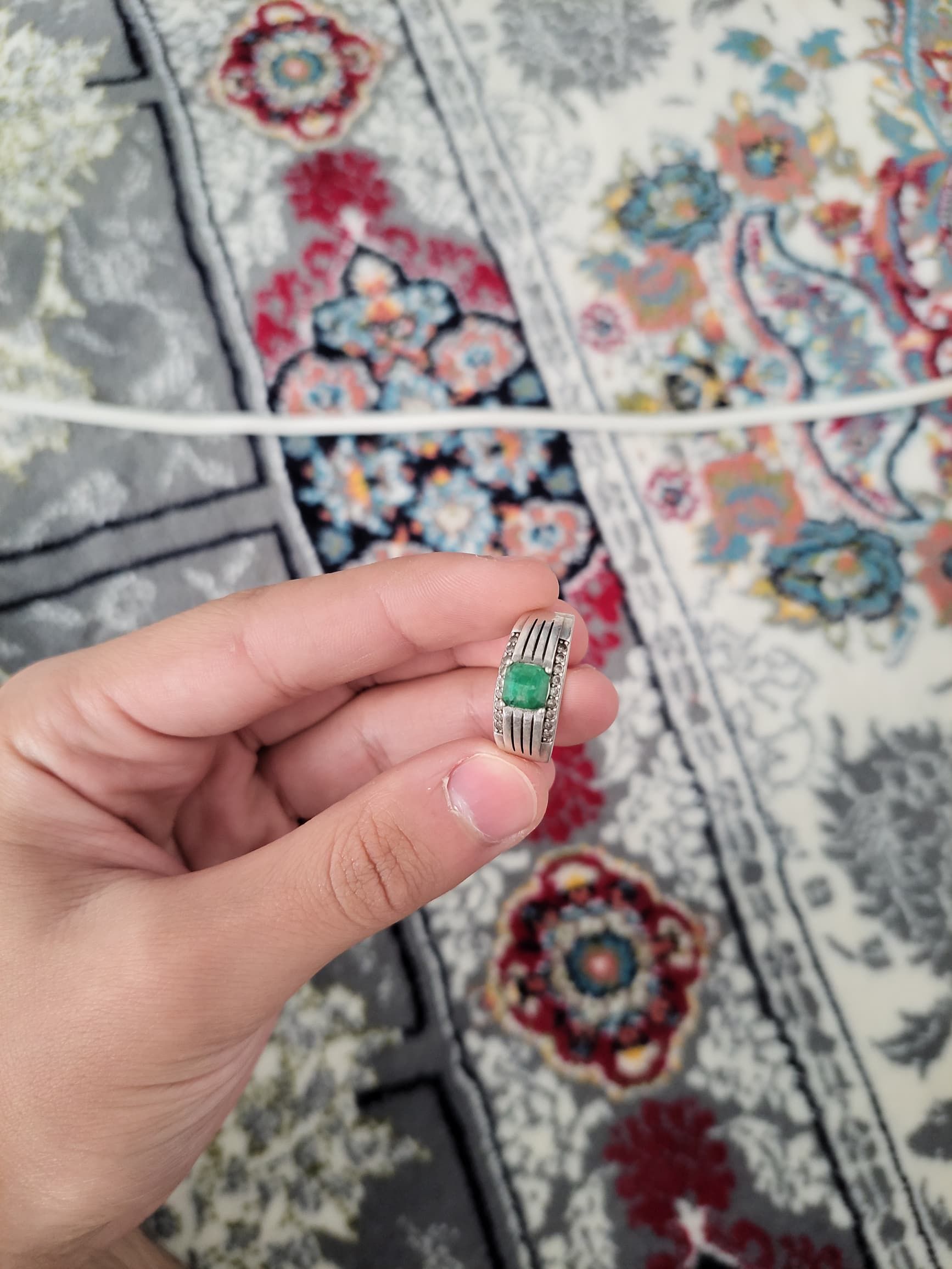 انگشتر زمرد