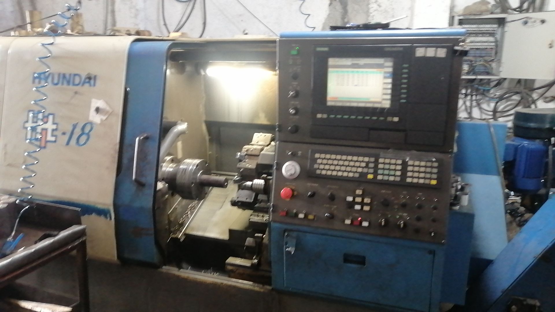 سازنده انواع قطعات صنعتی