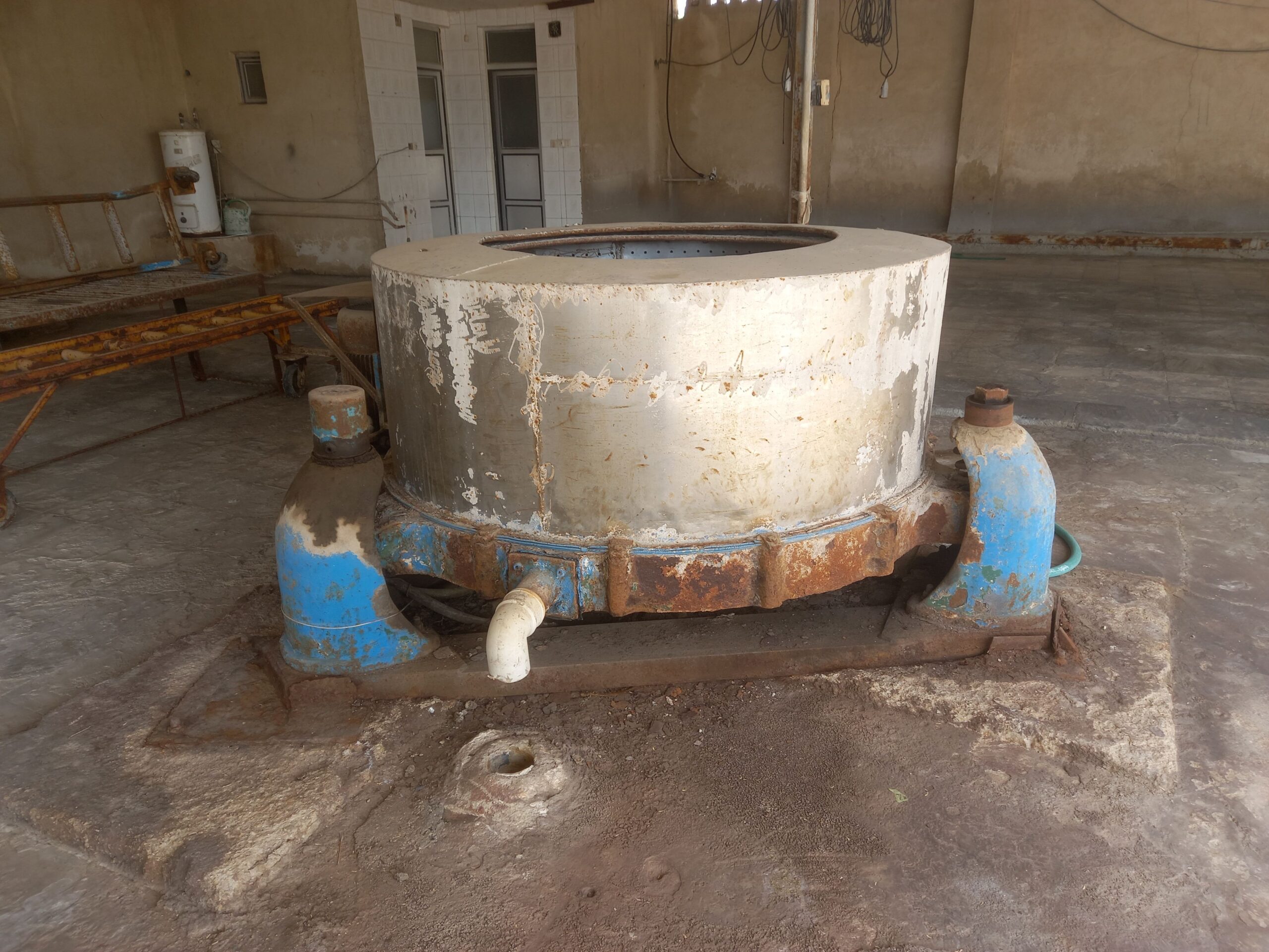 فوروش دیگه اب گیری قالیشوی معاوضه ام دارم