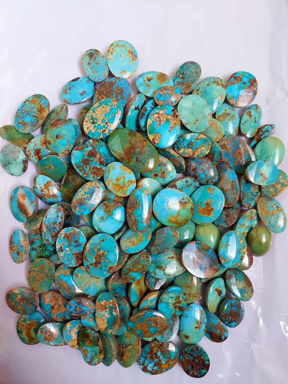 فیروزه نیشابور