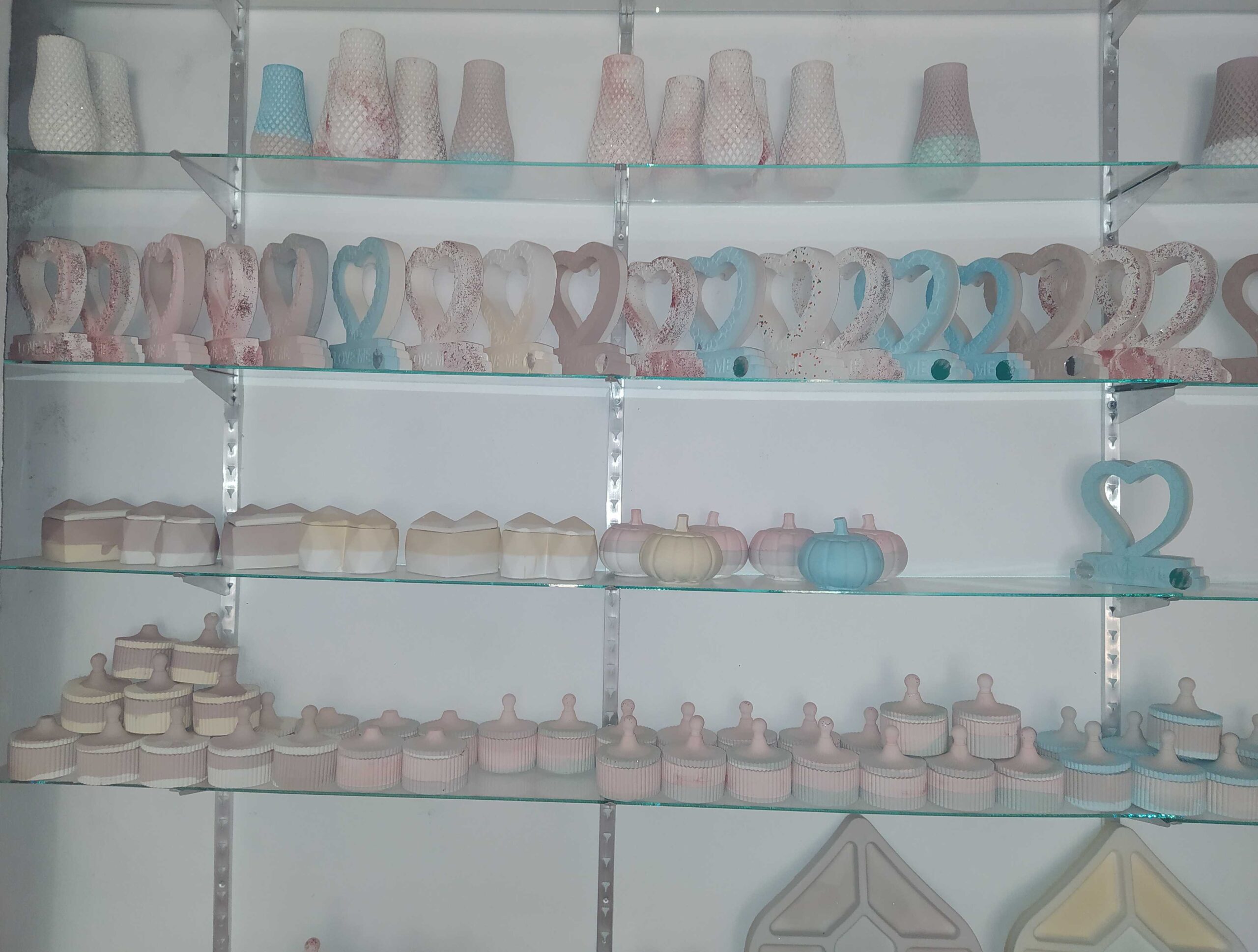 کارپردرامدبرای برادران بیکار