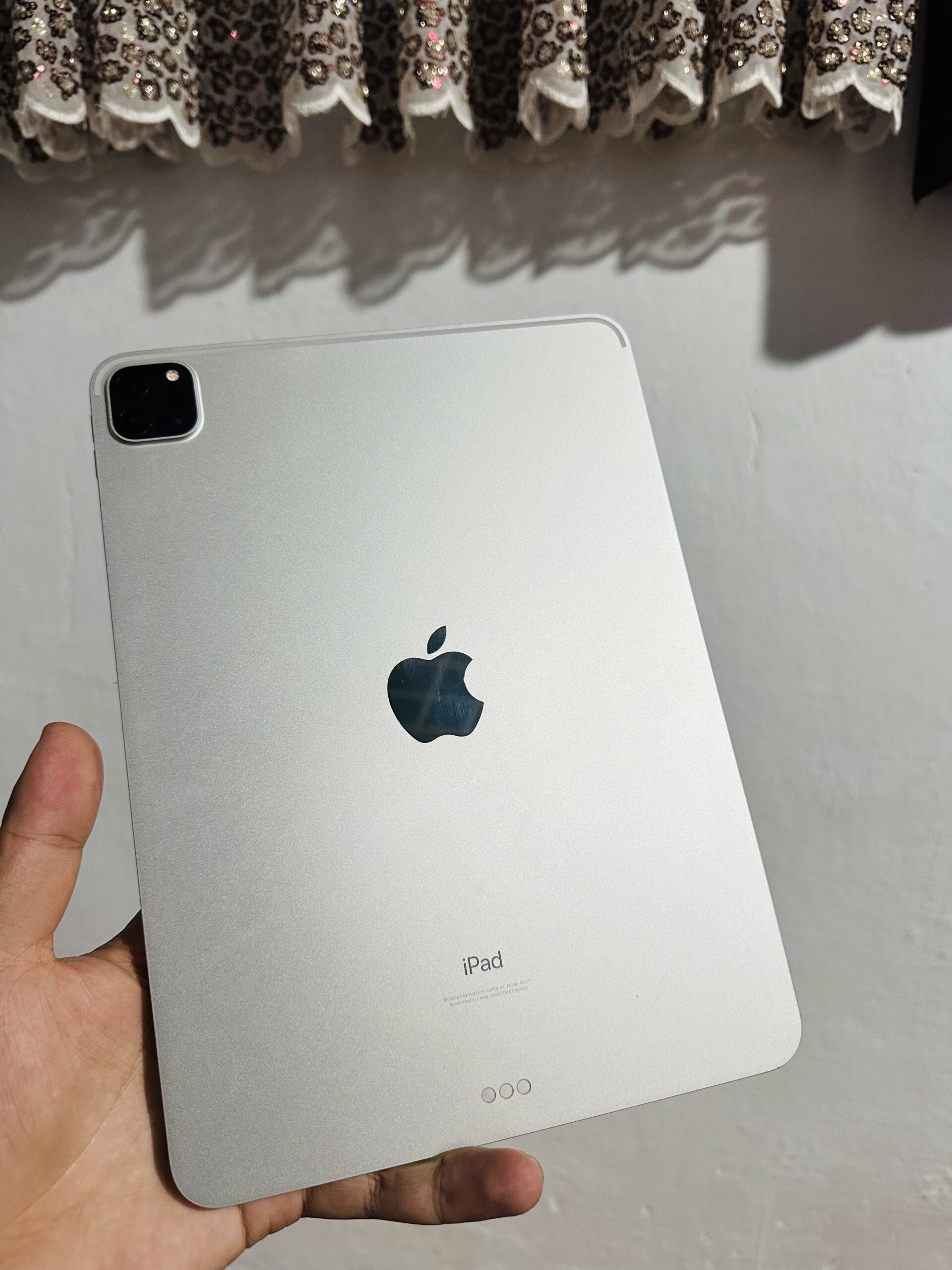 آیپد پرو ۲۰۲۱ کارتن دار فروشی