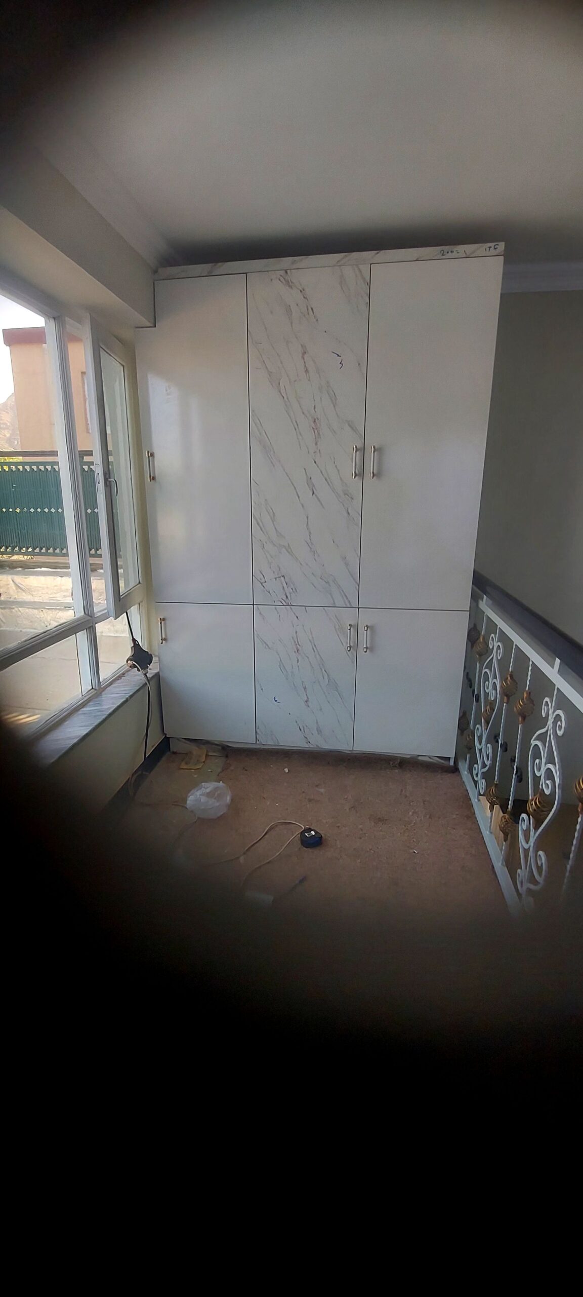 الماری دیکور