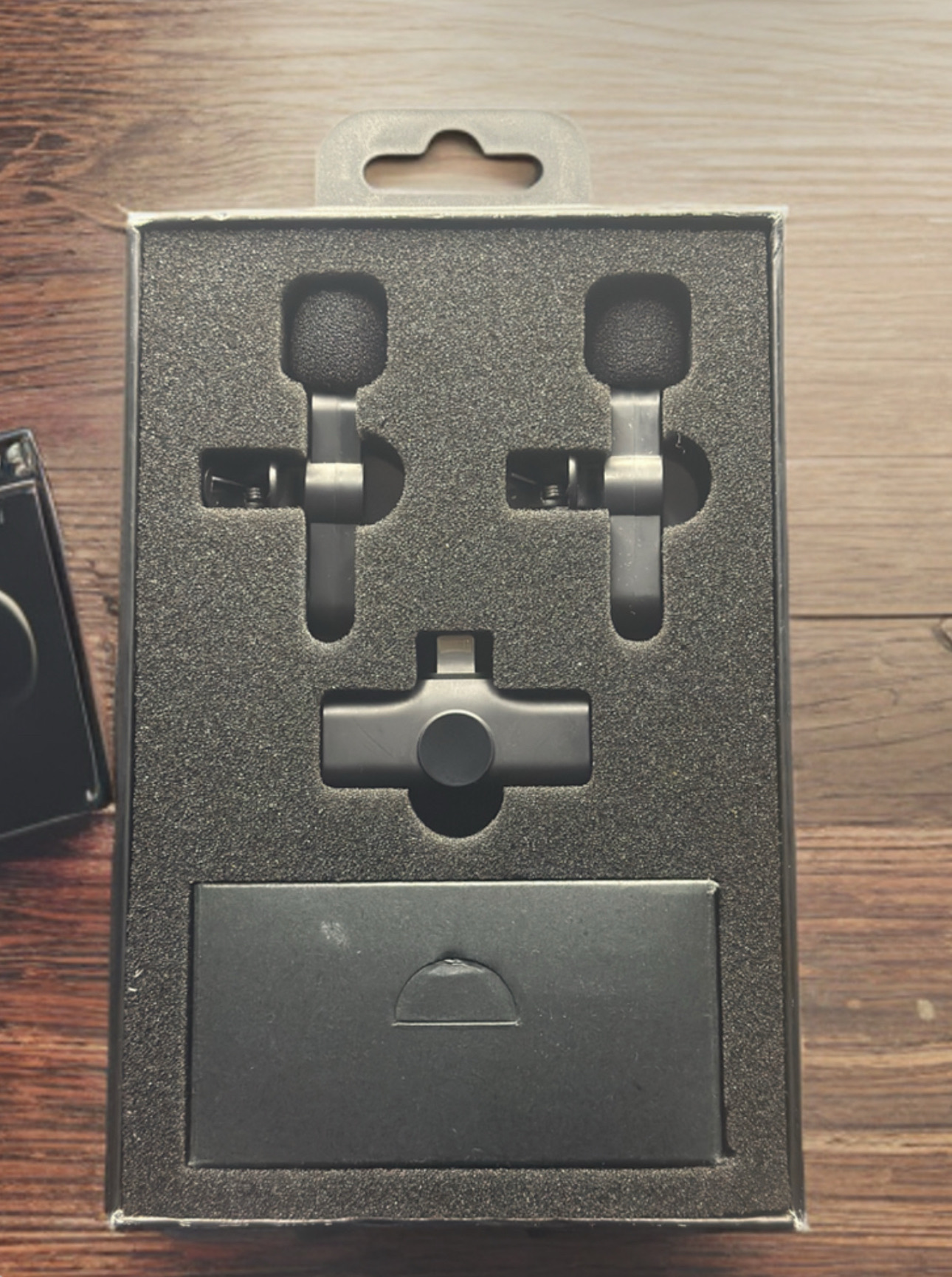 میکروفون دوتایی وایرلس برای آیفون دارای صدای شفاف