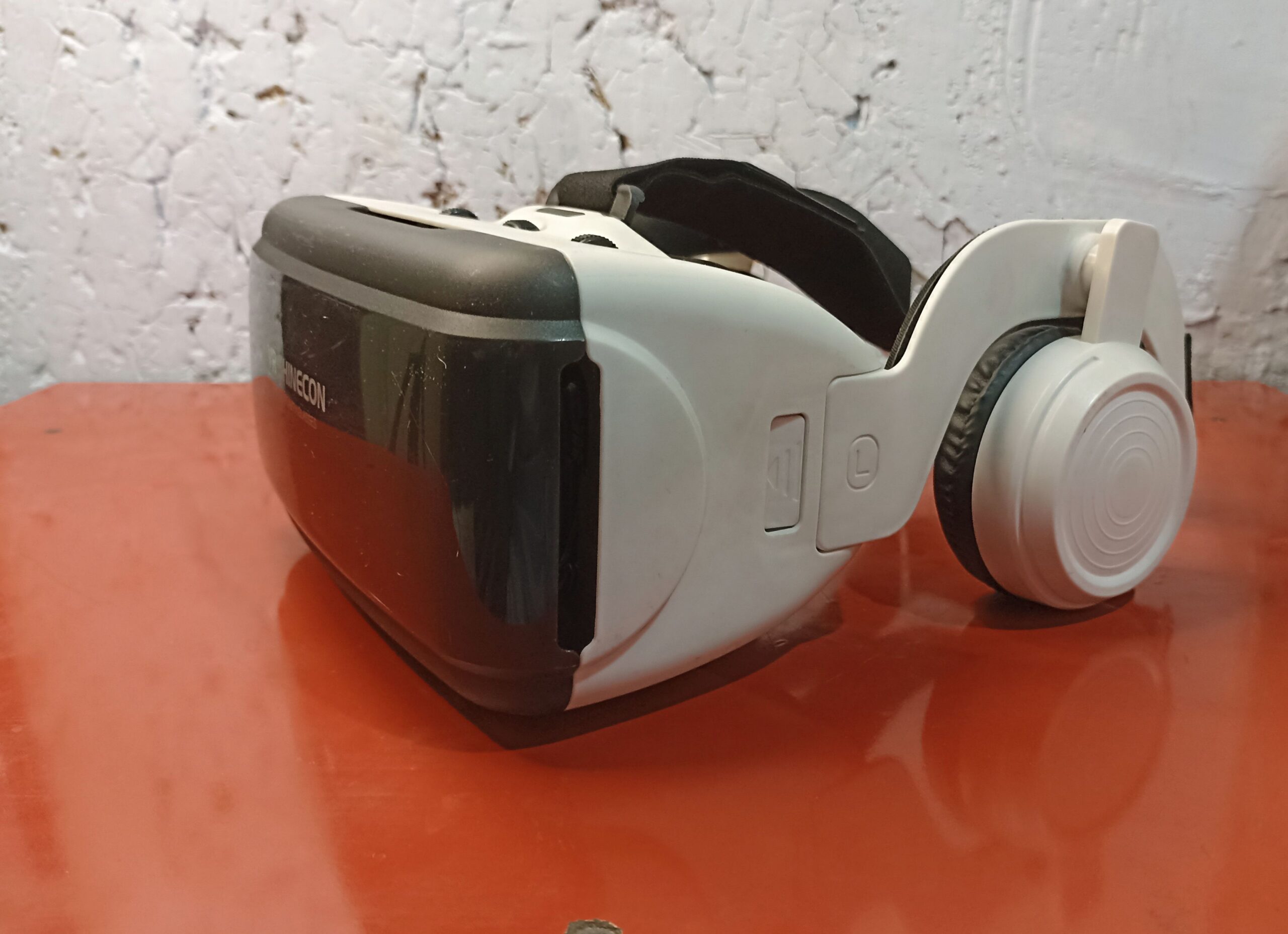 عینک زیبای VR