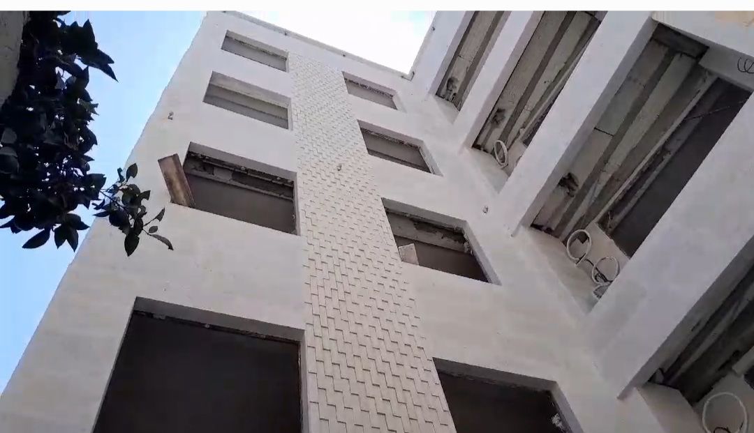 کاری ساختمانی نما و کاشی