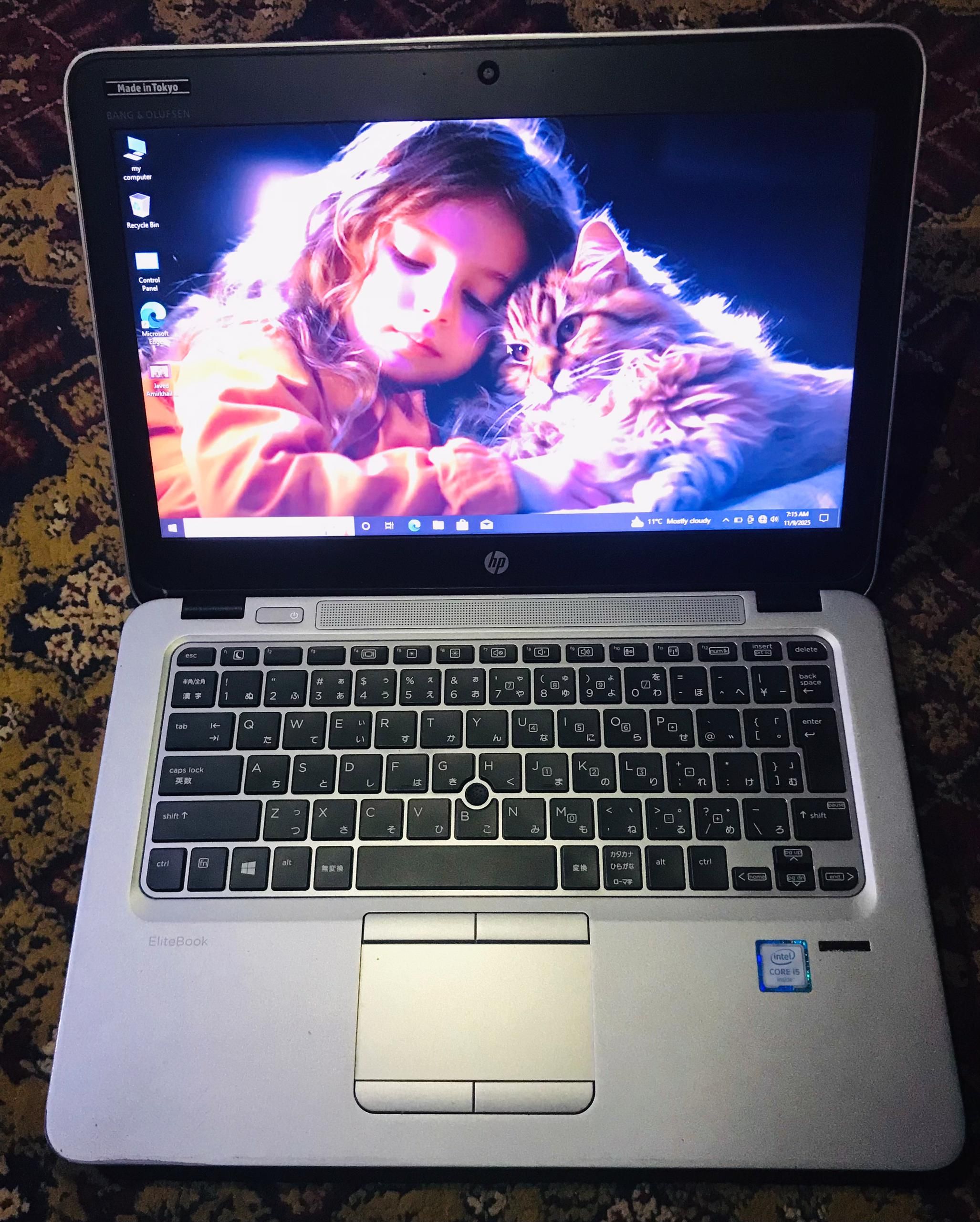 کمپیوتر لپتاپ