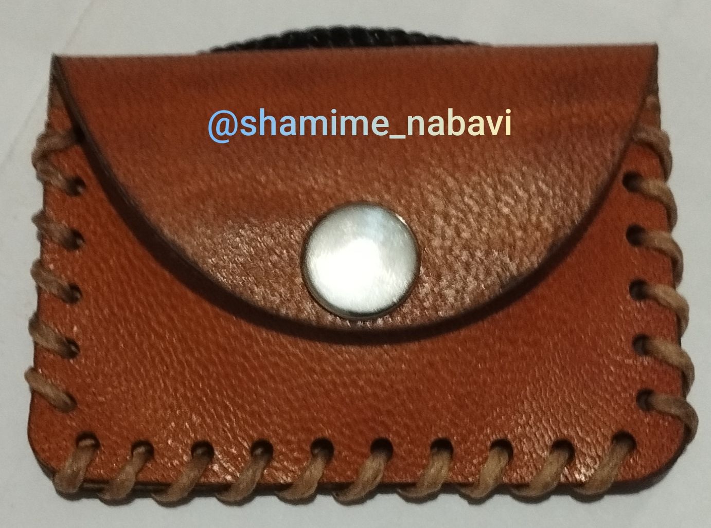 انواع بازوبند و کیف گردنی چرم طبیعی(گاوی و بزی)