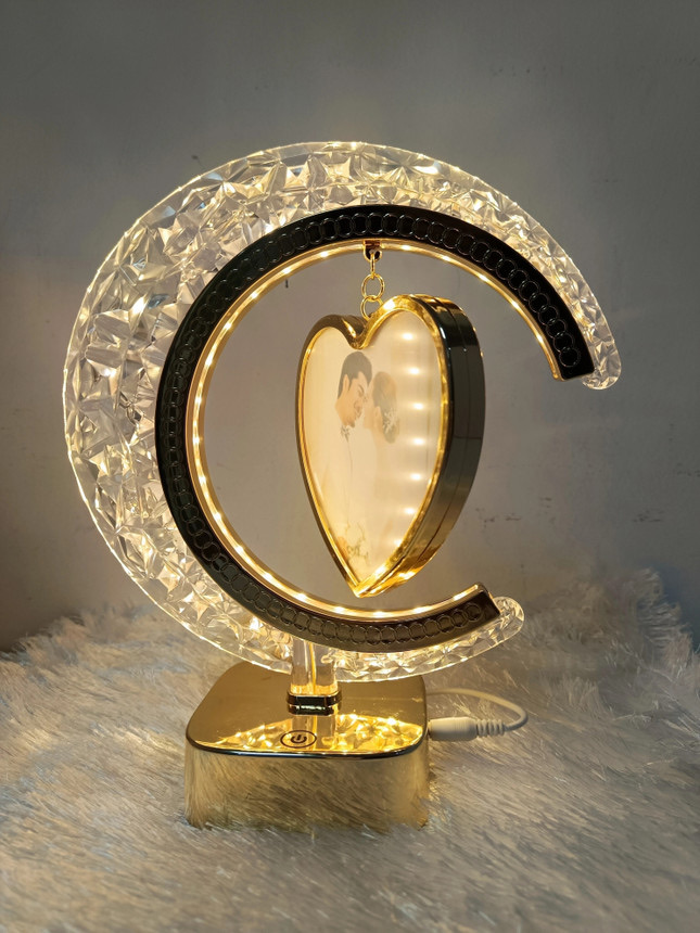 چراغ خواب دیکوری با قاب عکس قلب دو طرفه