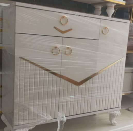 میز تلویزیون و جا کفشی