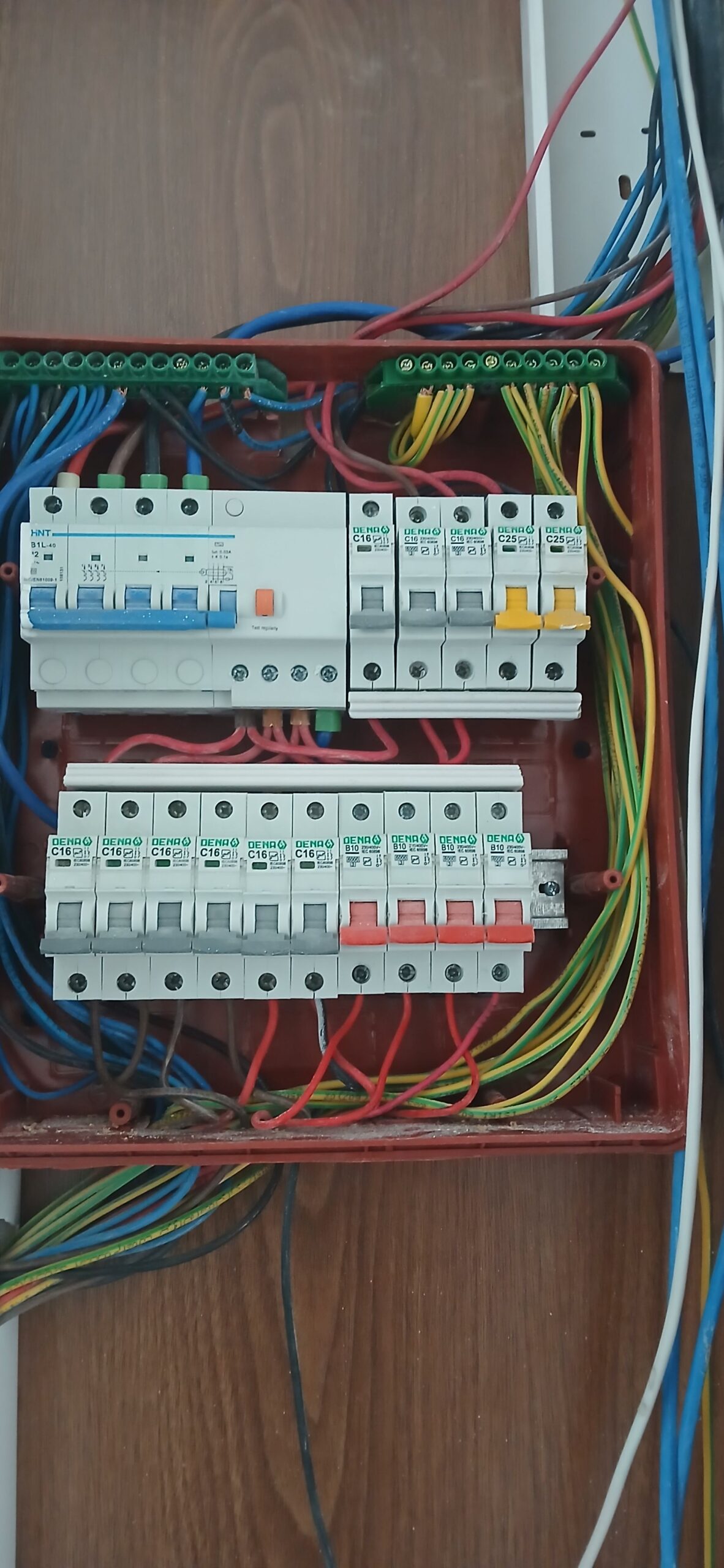 خدمات برق‌کشی علوی