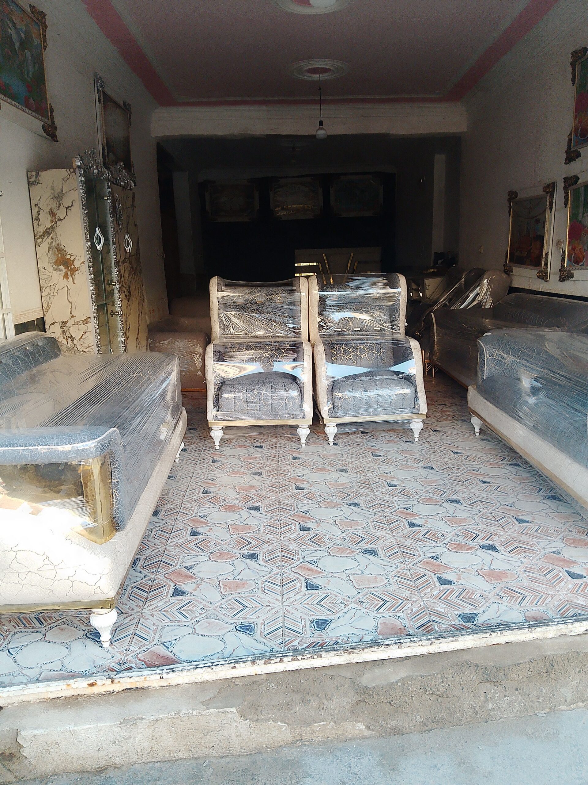 تولیدی مبلمان ۱۰۱