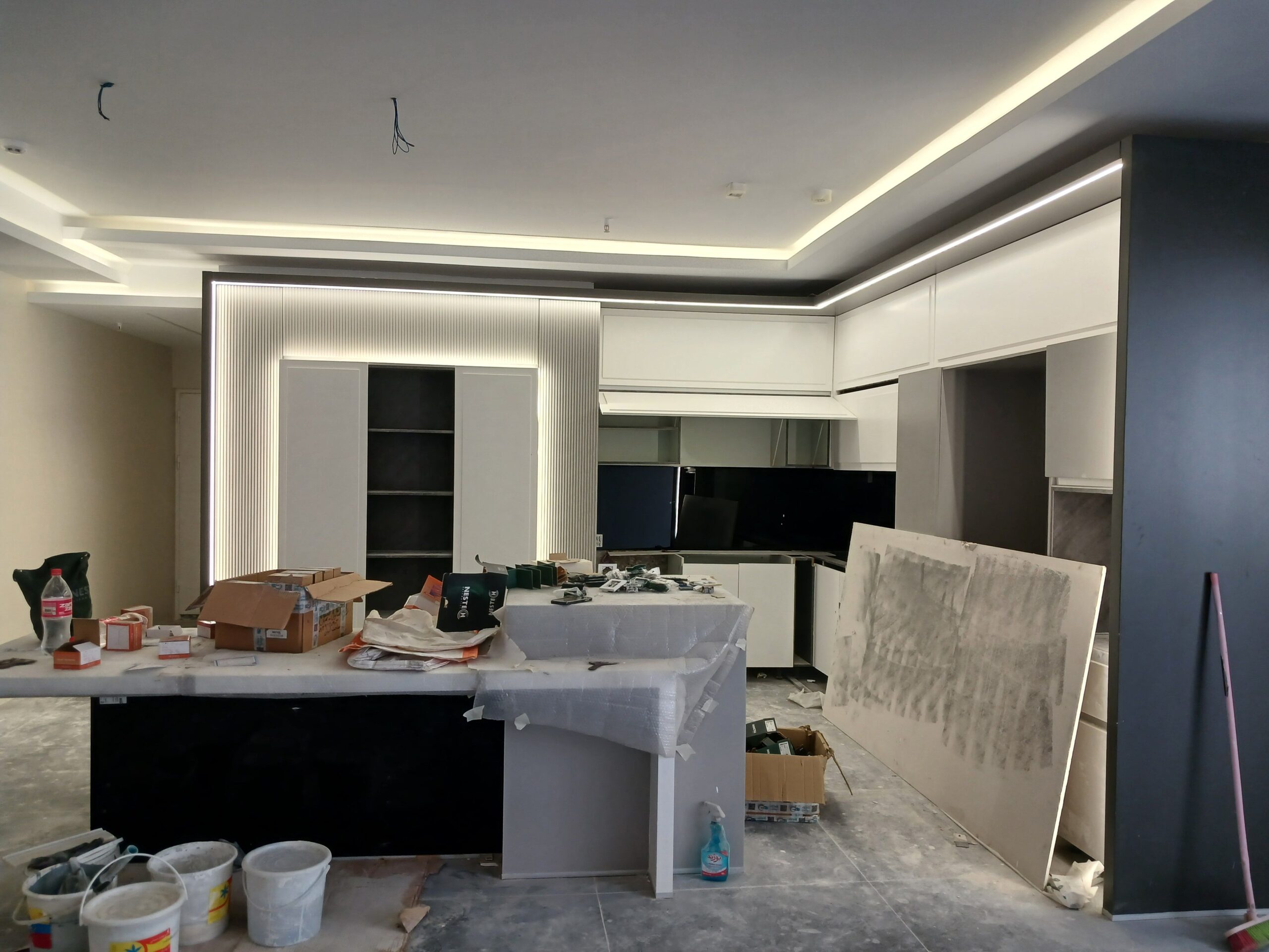 خدمات برق‌کشی