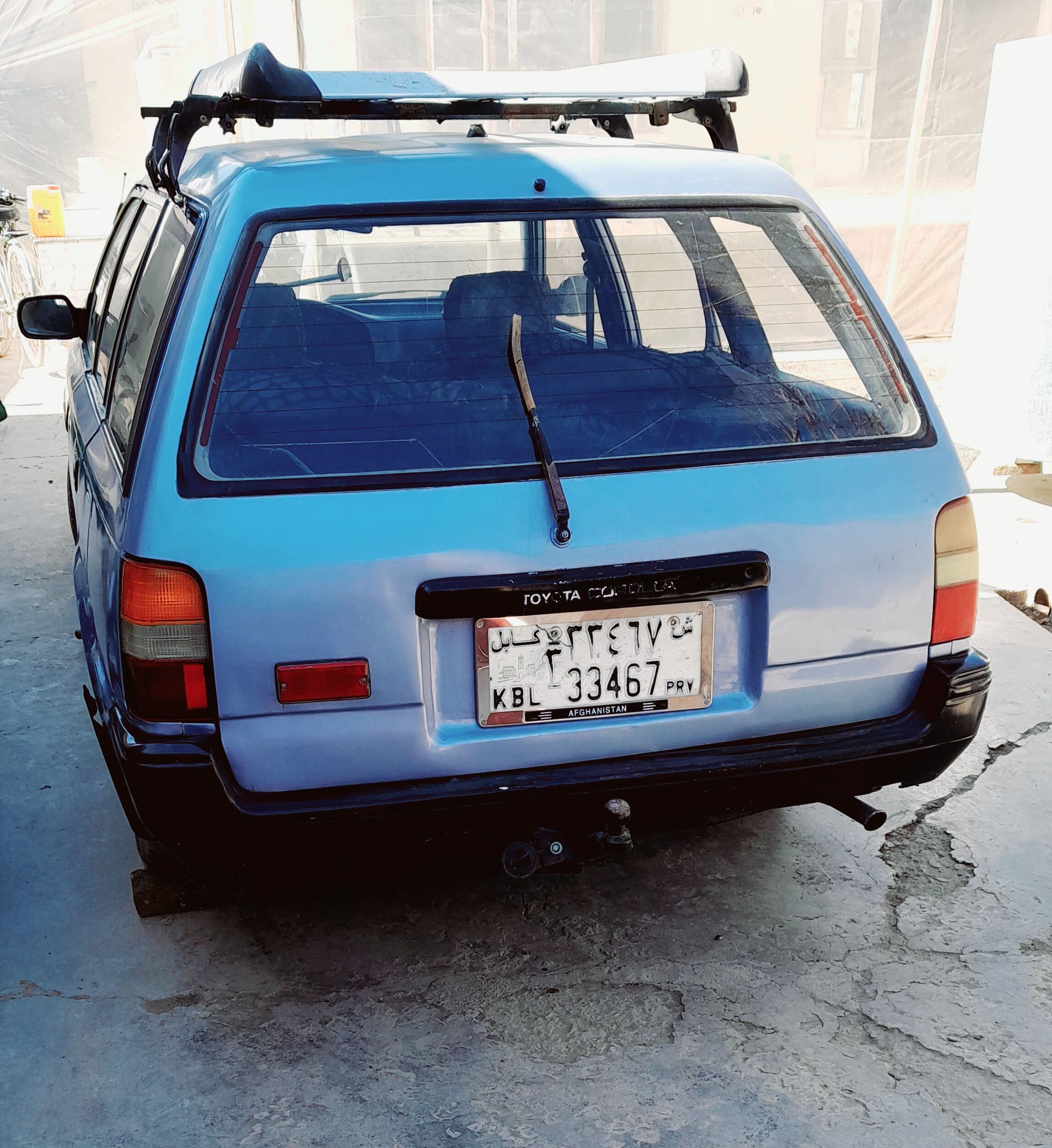 بنام خدا فروش عاجل دستبند یک عراده موتر سراچه جرمن