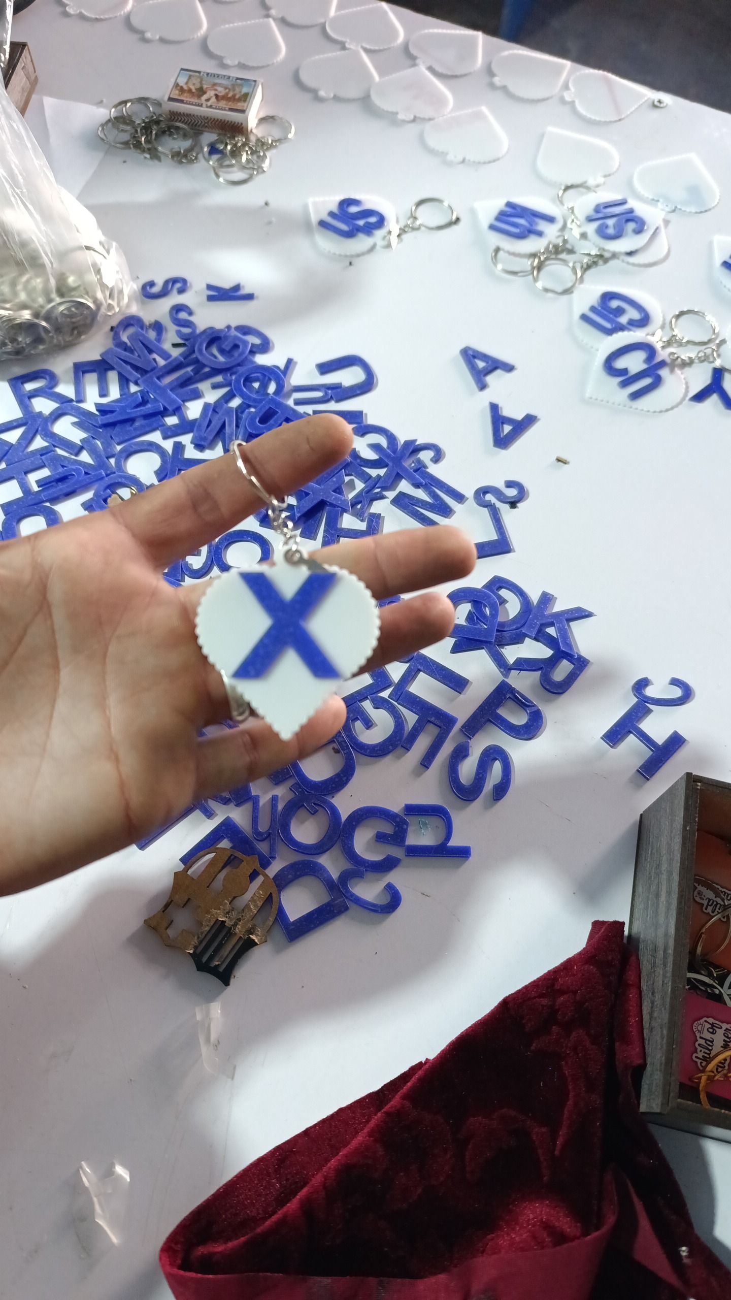 خدمات برش لیزری ارمغان