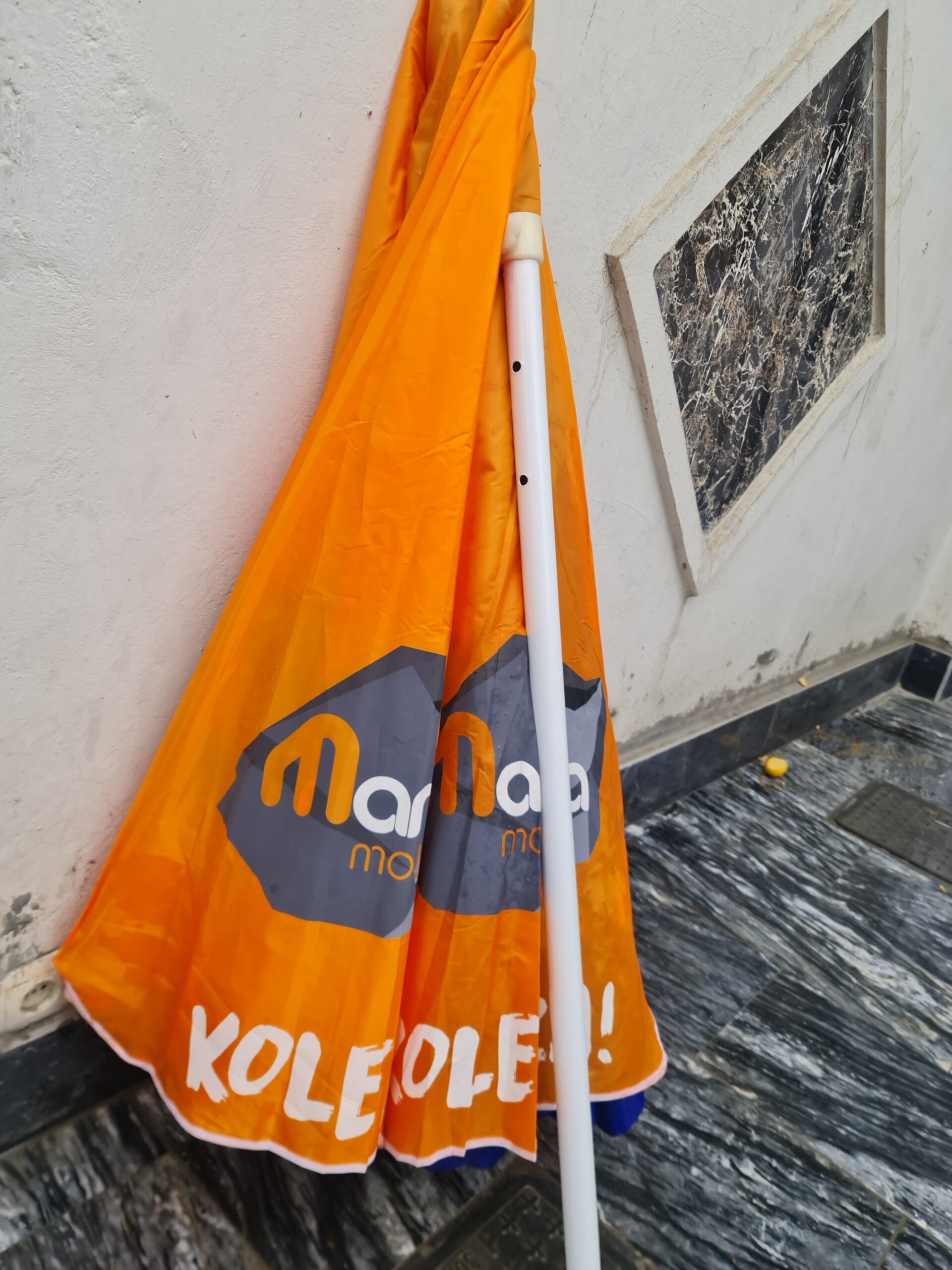 ۲۷۰ چتری کلان فروشی