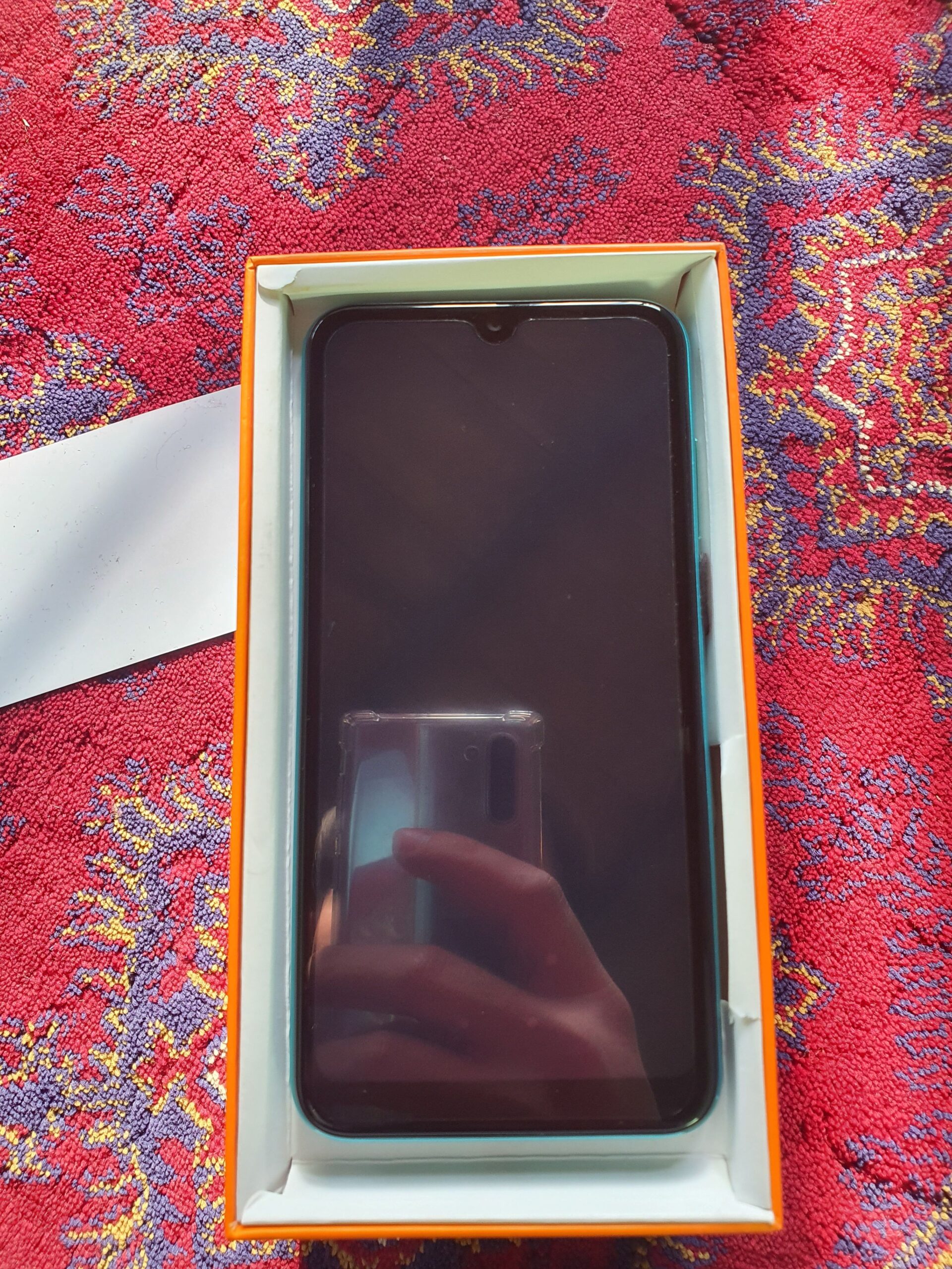 موبایل کارتن بسته