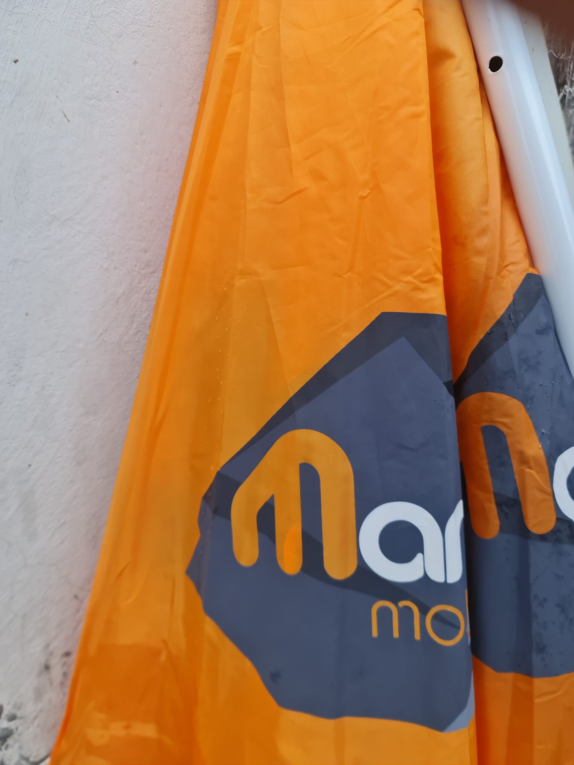 ۲۷۰ چتری کلان فروشی