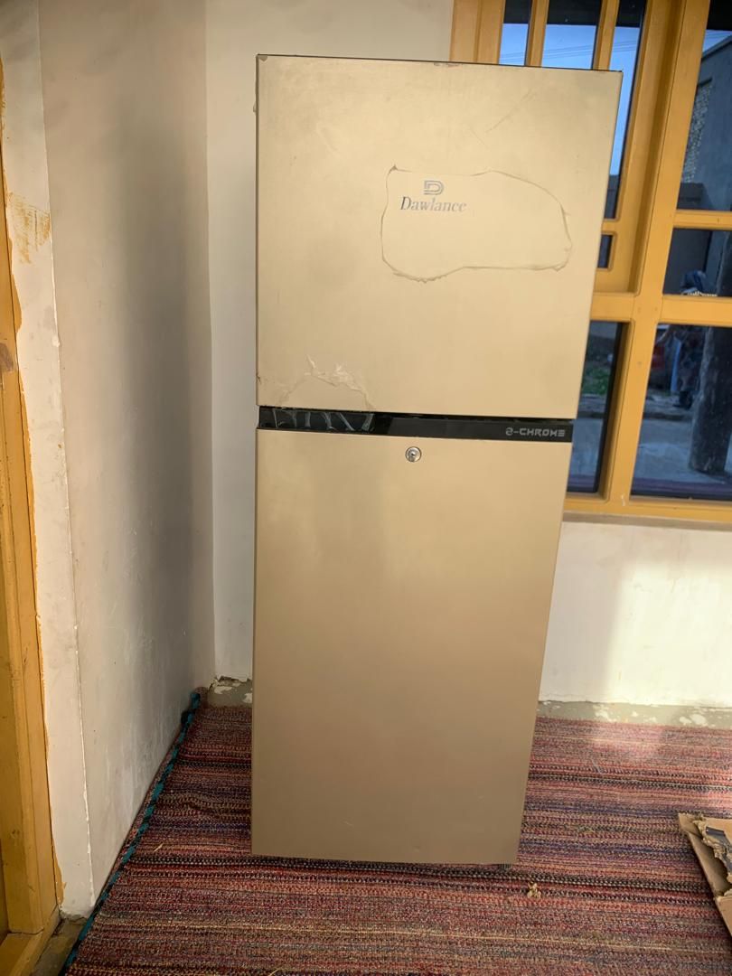 یخچال پاکستانی کم استفاده شده به خاطری نبود برق در