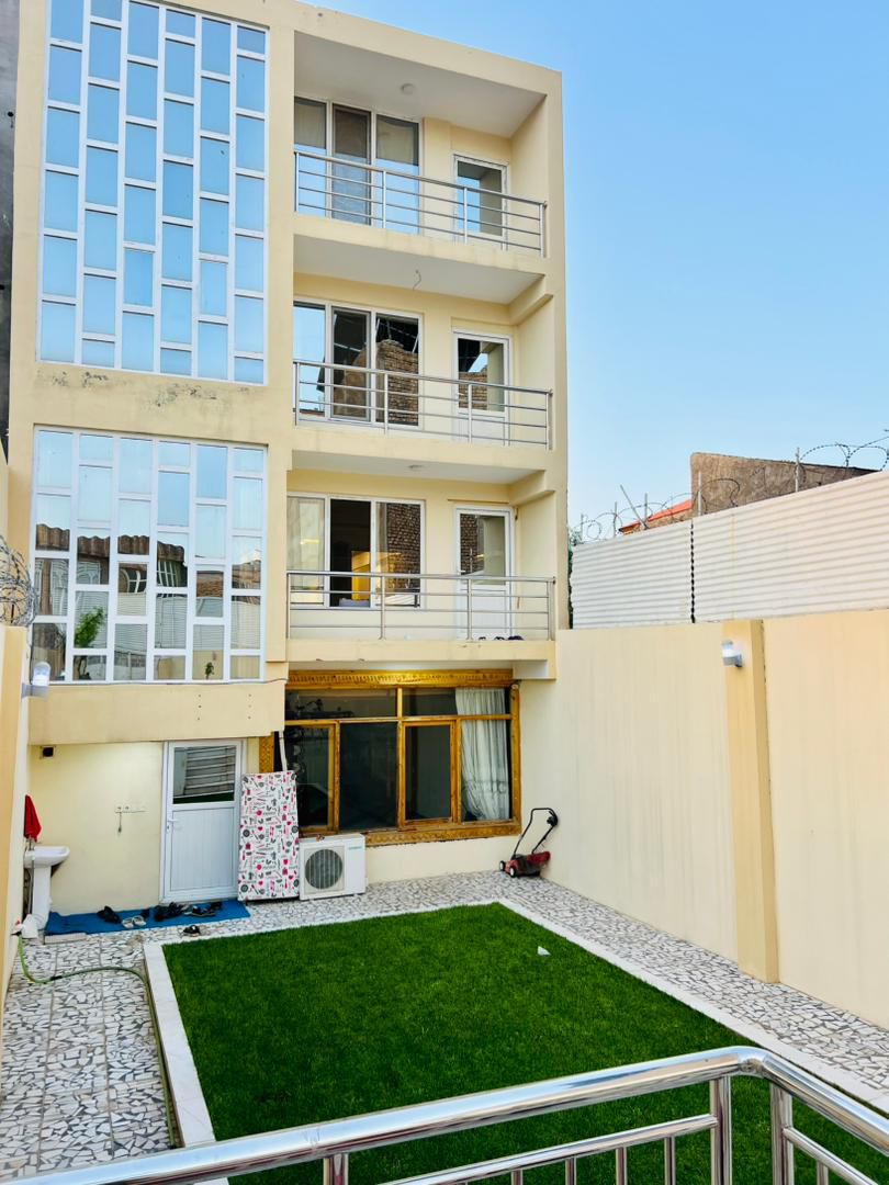 خانه سه طبقه فروشی شیک و مدرن دوبلکس