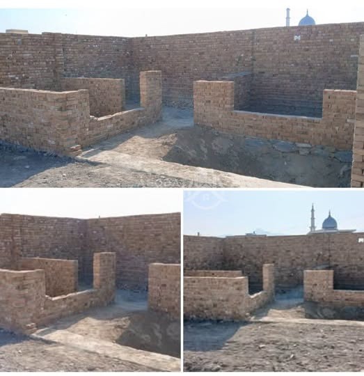 زمین فروشی