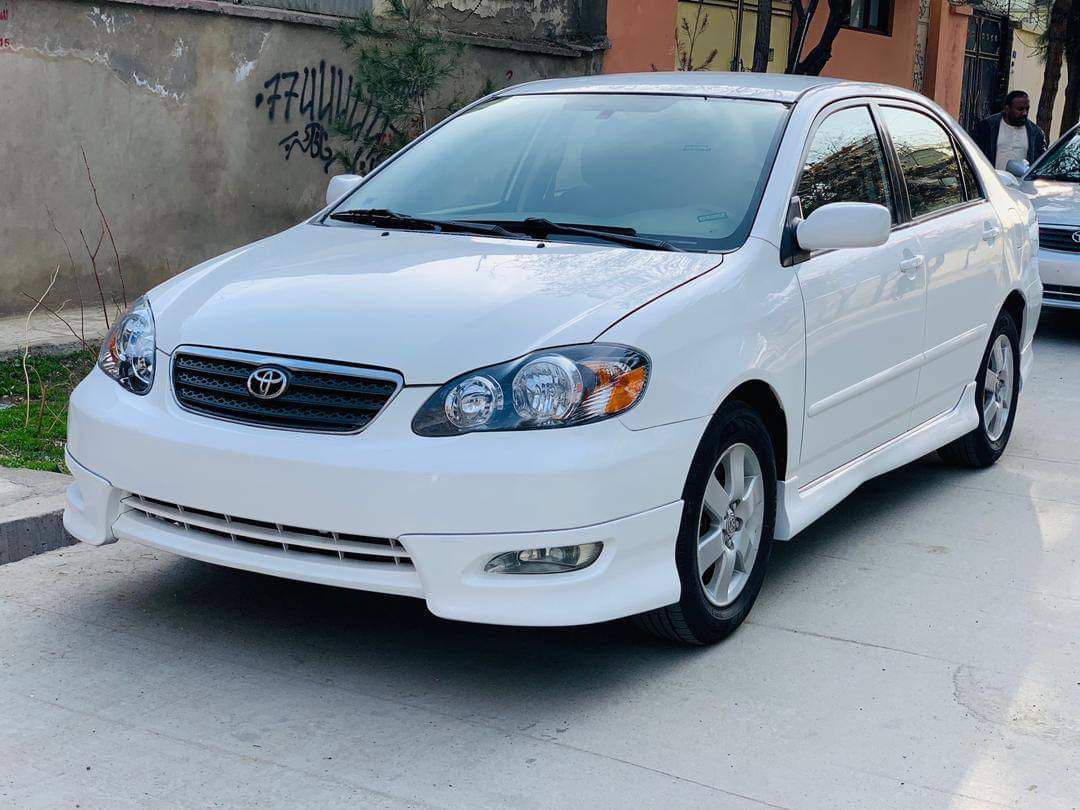 تویتا کرولا ( نووارد )