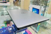 DELL XPS 15 9560 CORE i7