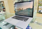 MACBOOK PRO 2015