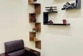 آپارتمان سه اطاقه فروشی همراه با وسایل لب سرک عموم